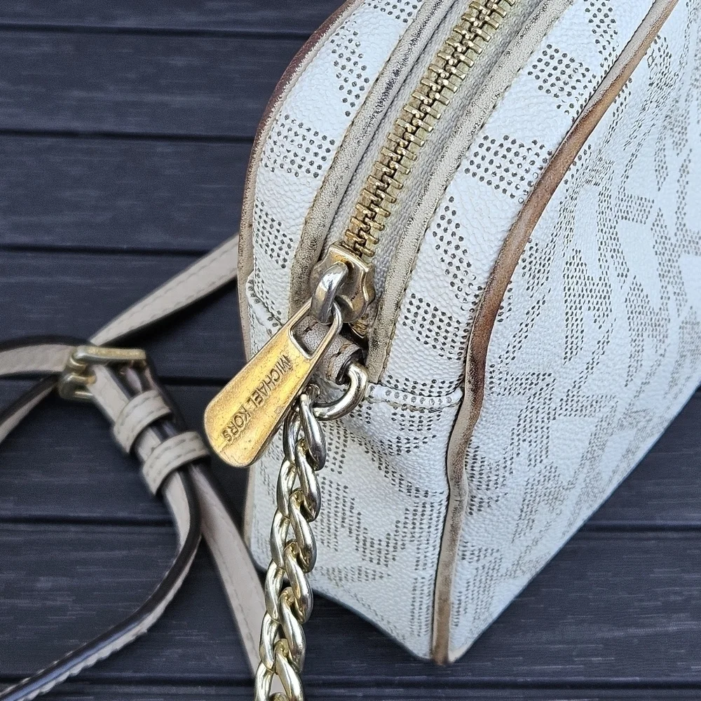 Michael Kors White Fulton Monogram Logo Crossbody Purse Gold Chain Small Bag